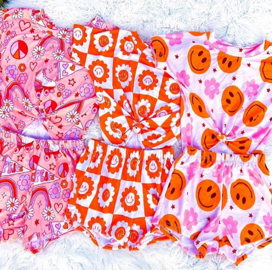 (Pre-order)GBO0219 Orange Flowers Smiling Face Print Baby Girls Bummie Set