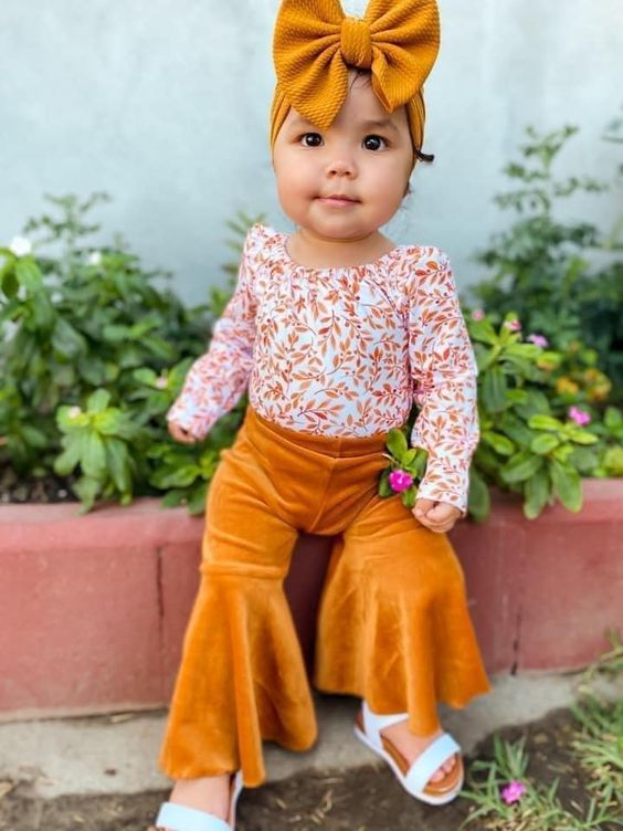 (Custom Design MOQ 5) Mustard leaf top velvet bell pants girls fall clothes set