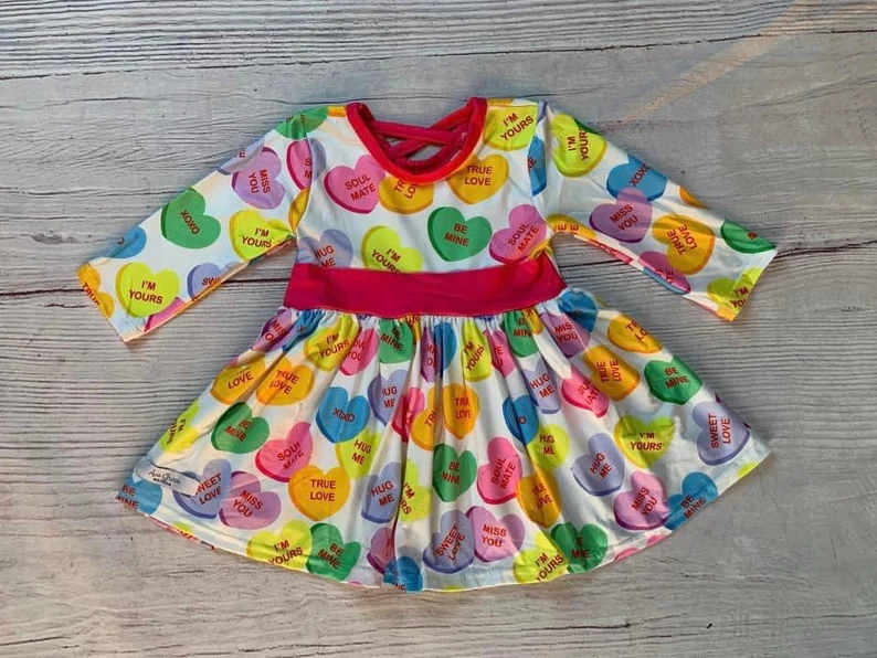 (Custom Design Preorder MOQ 5) Colorful Heart Print Girls Knee Length Valentine's Dress