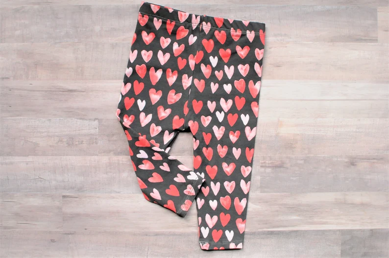 (Custom Design Preorder MOQ 5) Heart Print Girls Valentine's Legging Pants