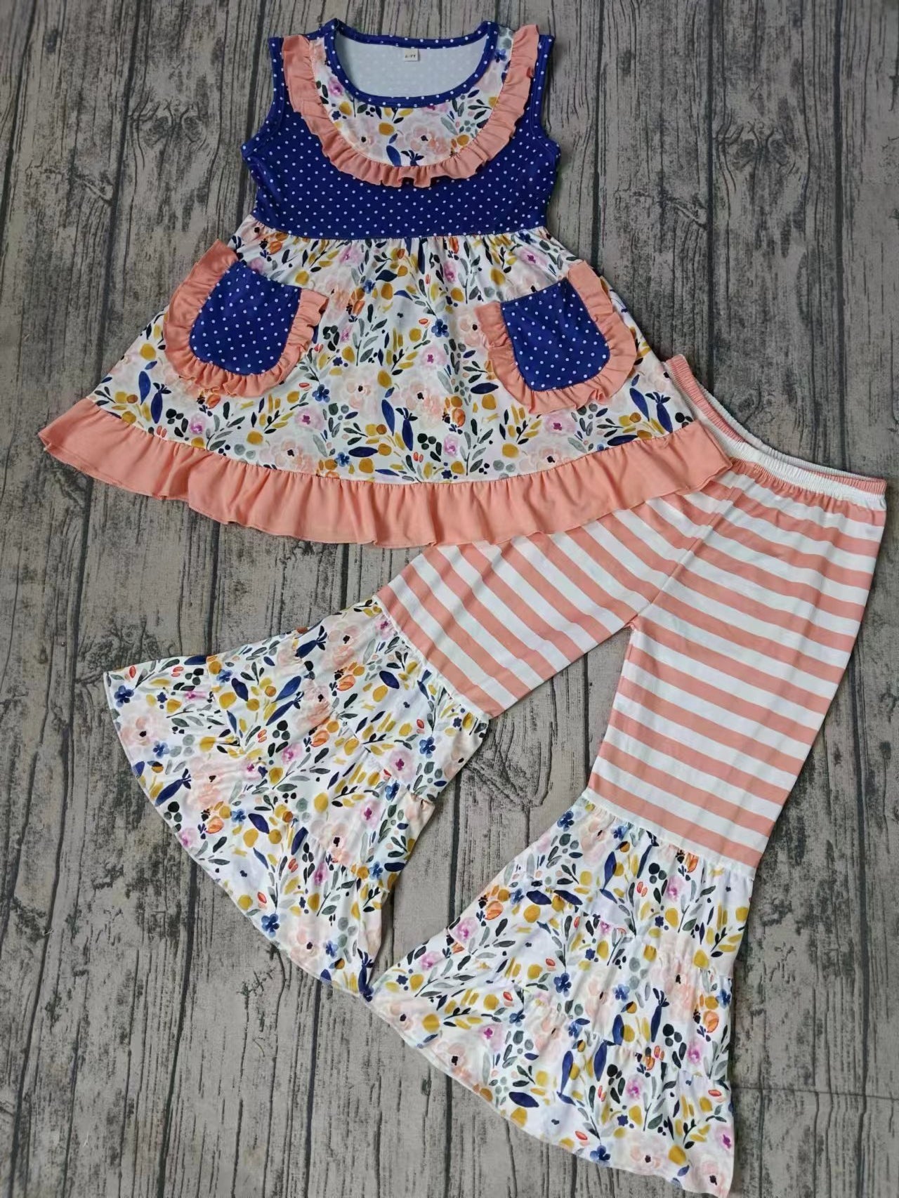 (Custom Design Preorder MOQ 5) Flowers Pockets Tunic Top Bell Pants Girls Clothes Set