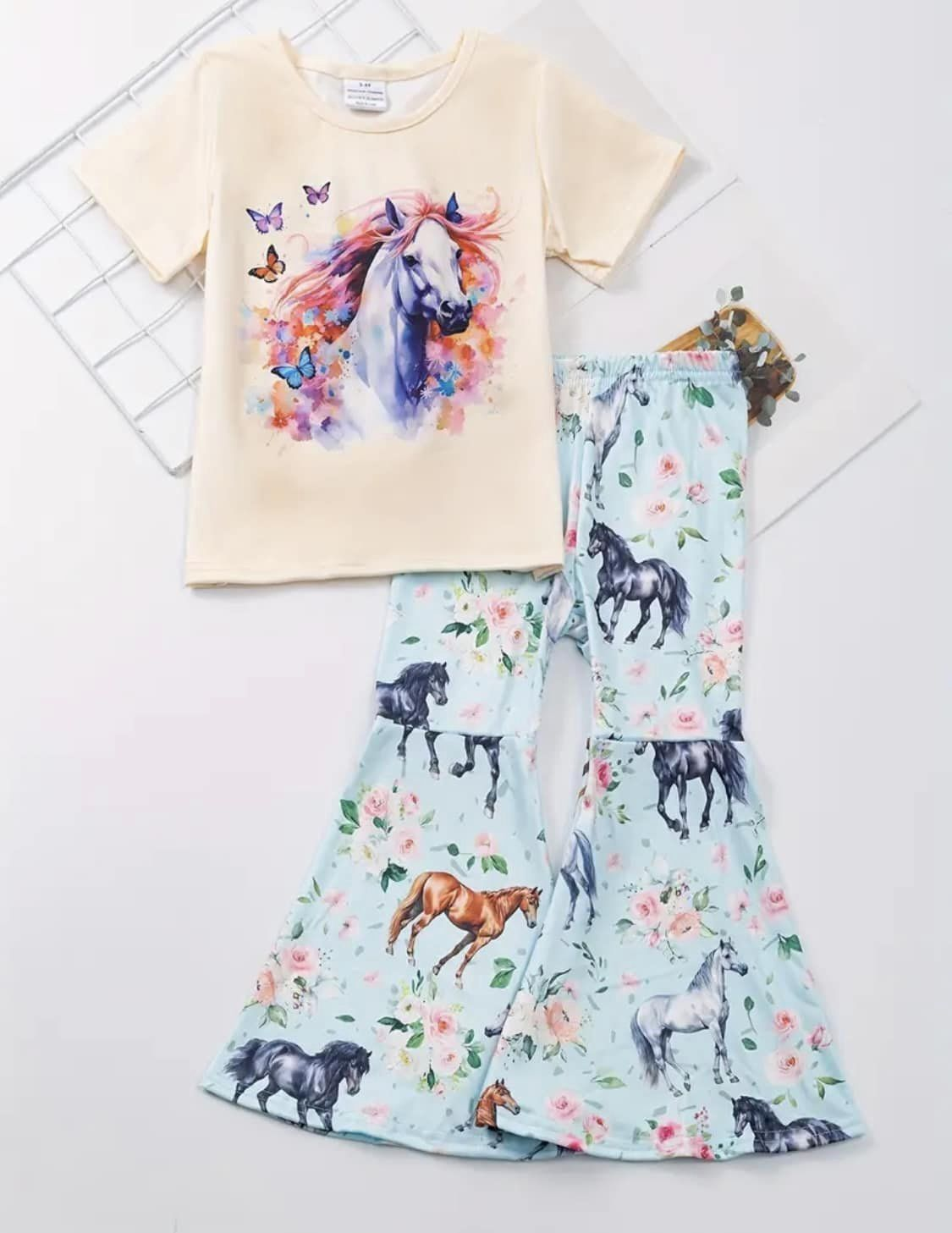 (Custom Design Preorder MOQ 5) Horse Flowers Print Bell Pants Girls Clothes Set