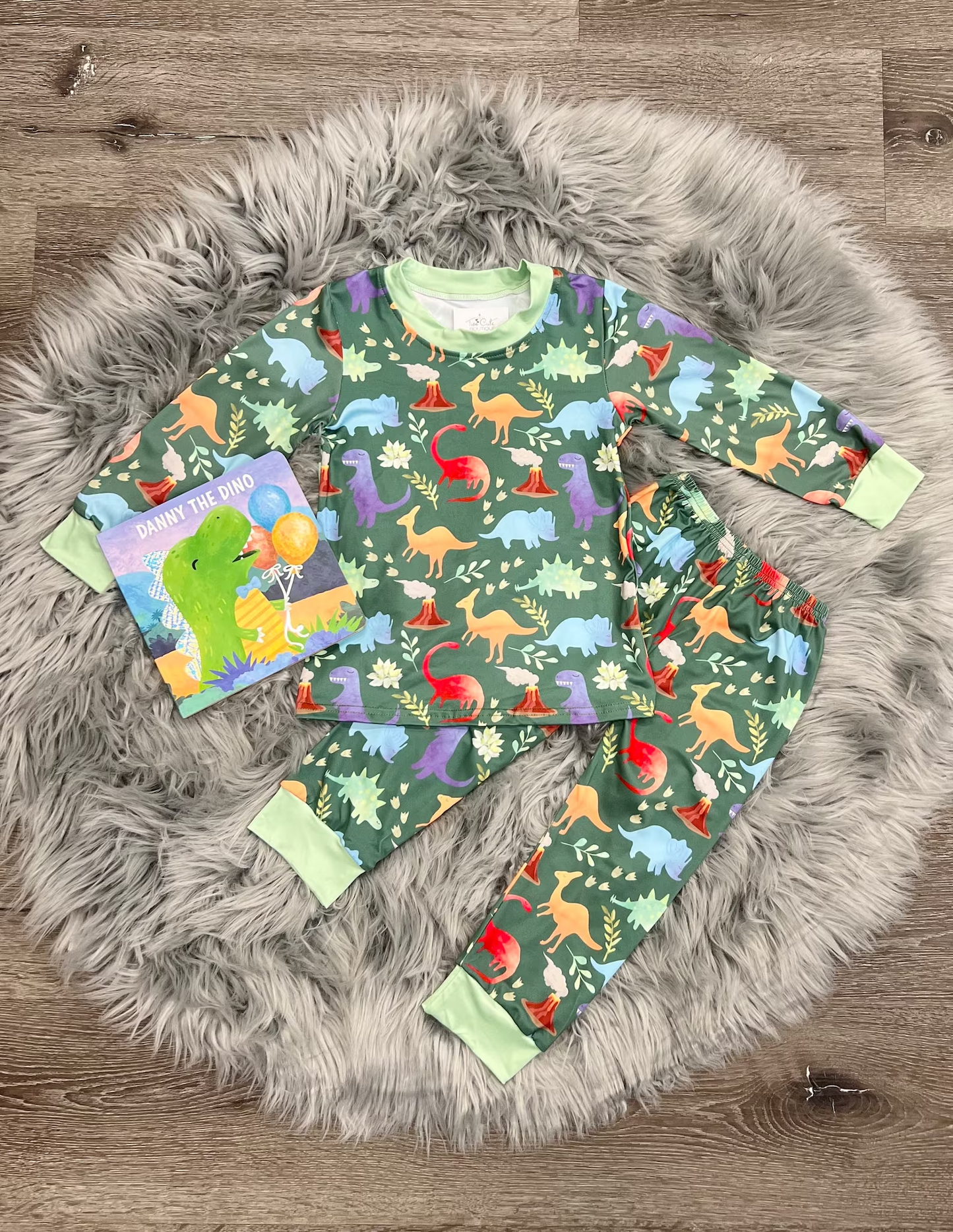 (Custom Design Preorder MOQ 5) Colorful Dino Green Print Boys Pajamas Clothes Set