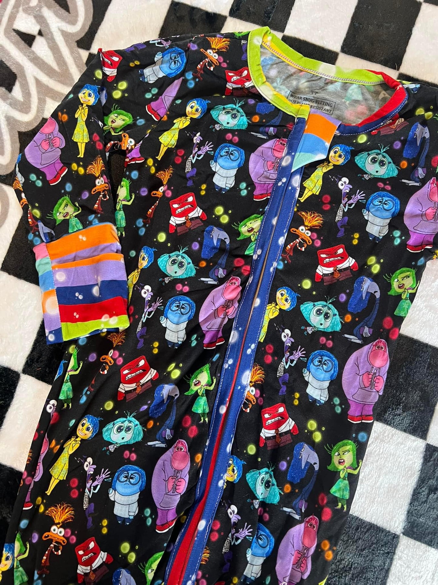 (Custom Design Preorder MOQ 20) Cartoon Figure Inside Out Print Baby Fall Bamboo Sleeper Zipper Romper