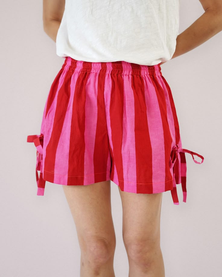 (Custom Design Preorder MOQ 5) Red Pink Stripes Print Girls Summer Bottom Shorts