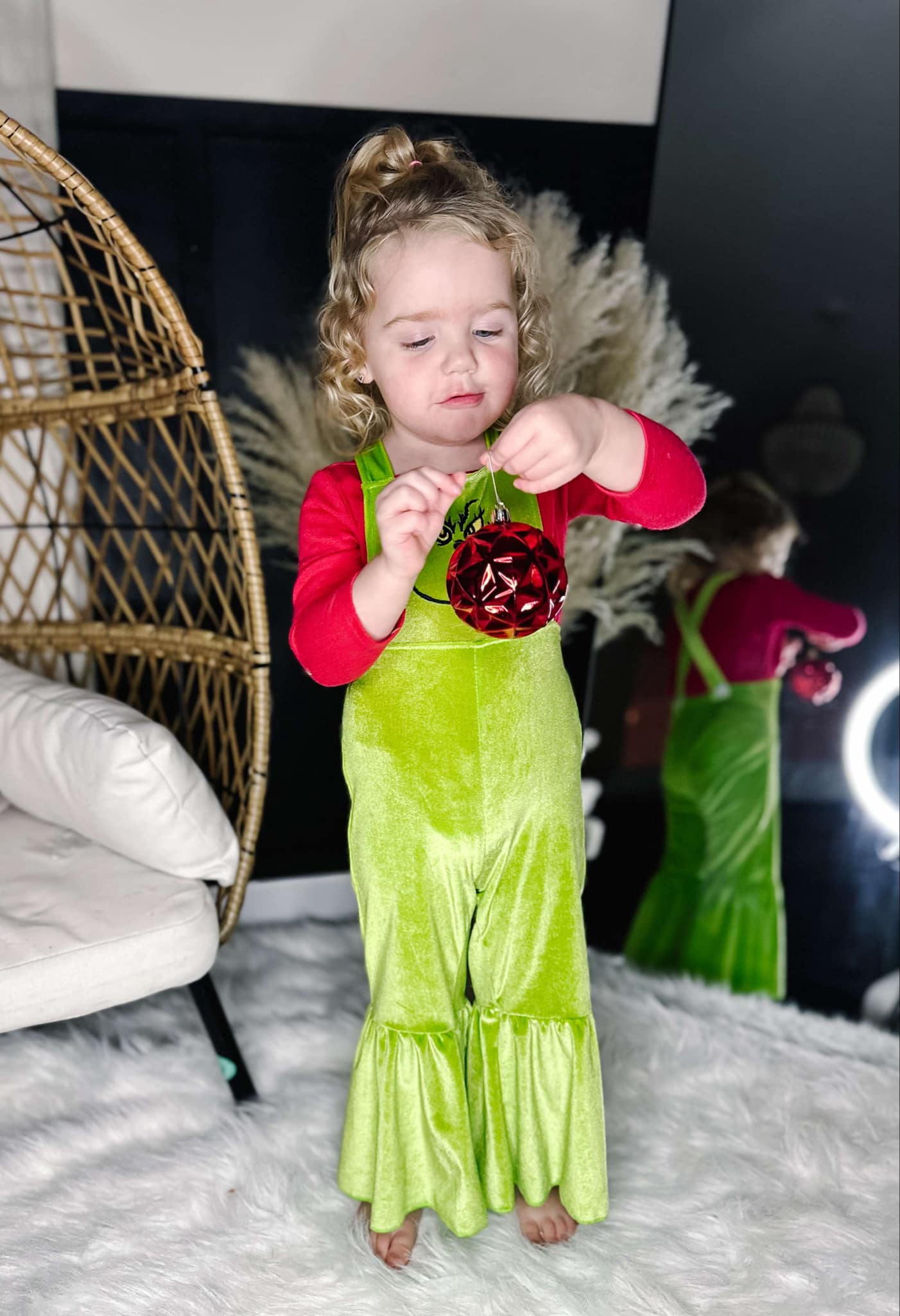 SR2013 Green Frog Face Embroidery Girls Christmas Velvet Jumpsuits