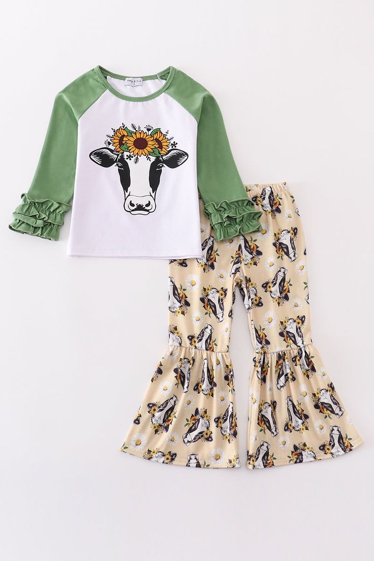 (Custom Design Preorder MOQ 5) Cows Sunflowers Top Bell Pants Girls Clothes Set
