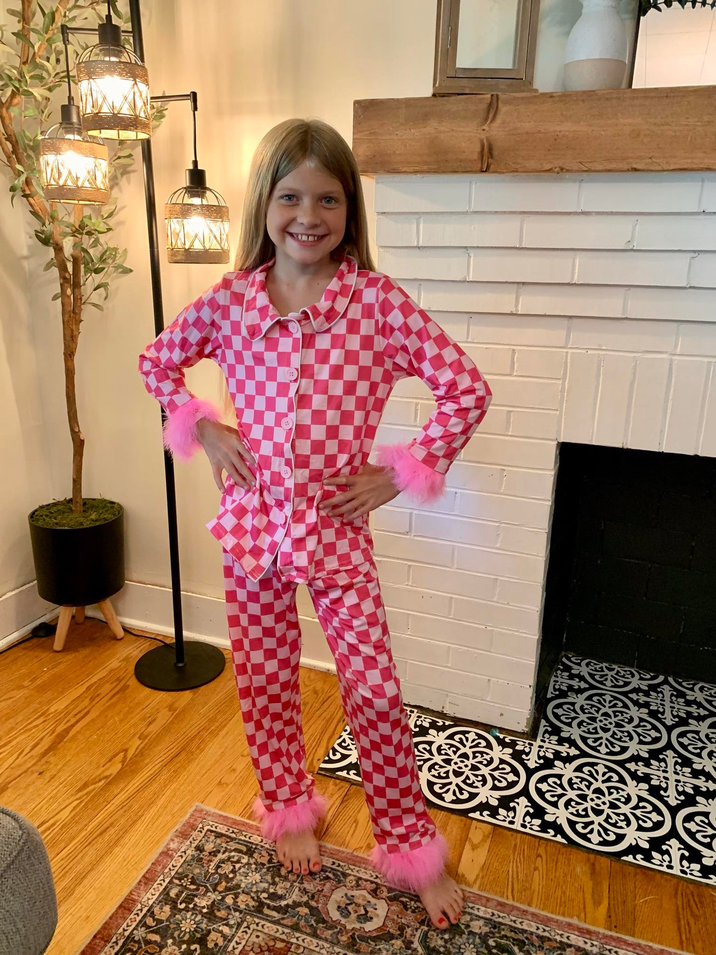 GLP1256-2 Hotpink Plaid Print Girls Fall Buttons Fur Pajamas Clothes Set