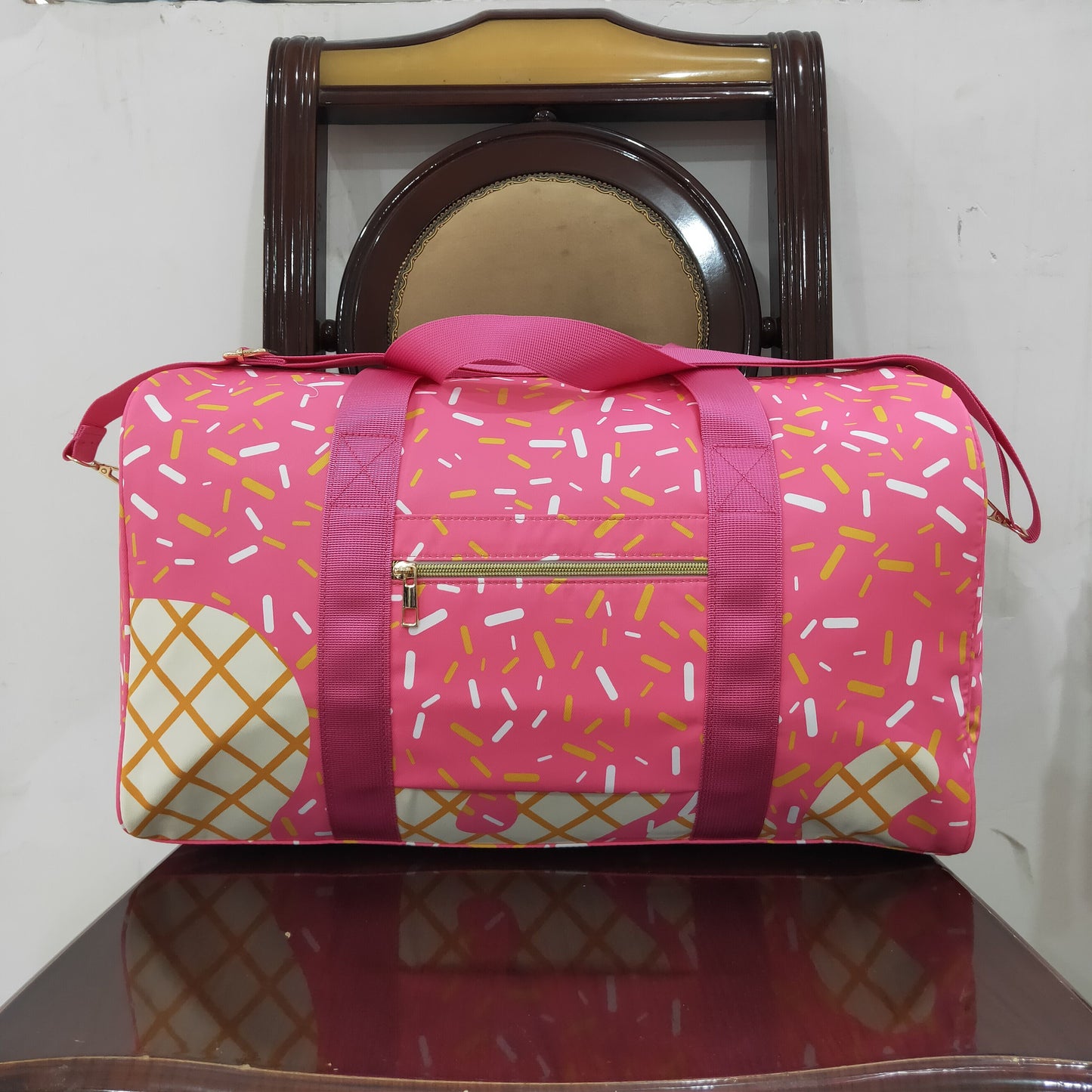 BA0298 Sprinkles Pink Print Gym Bag Overnight Bags