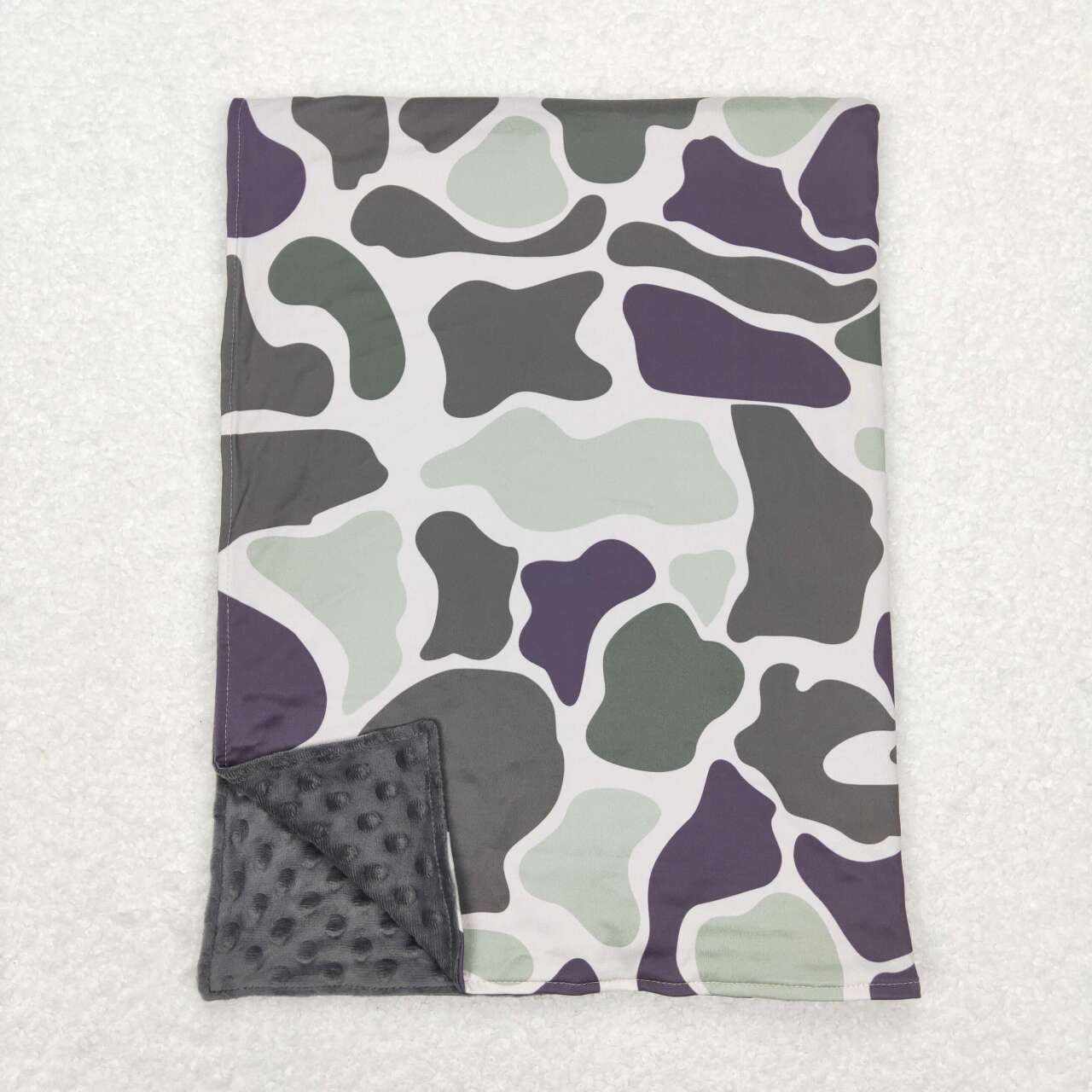 BL0108 Dark Green Camo Print Kids Blanket