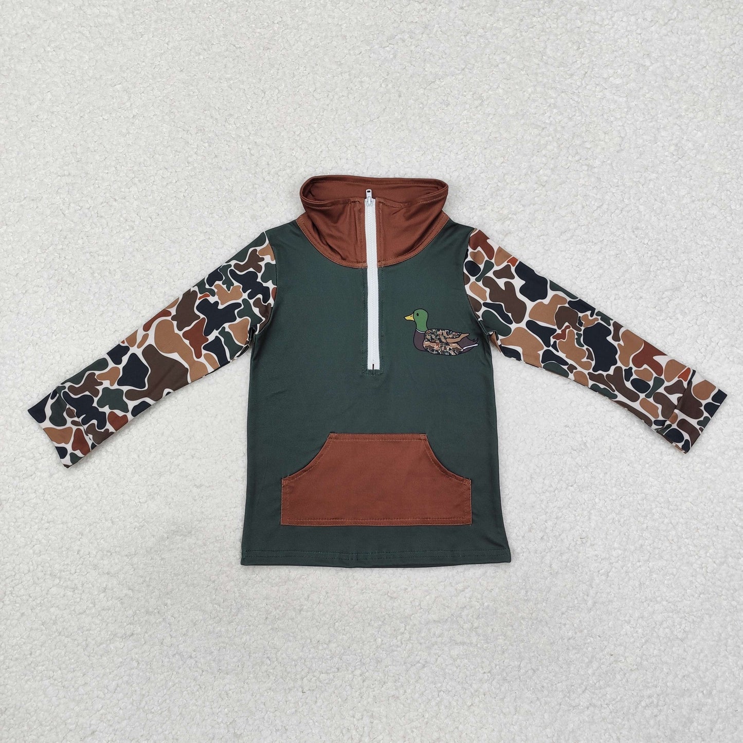 BT0927 Dark Green Camo Duck Print Boys Pocket Zipper Pullover Top