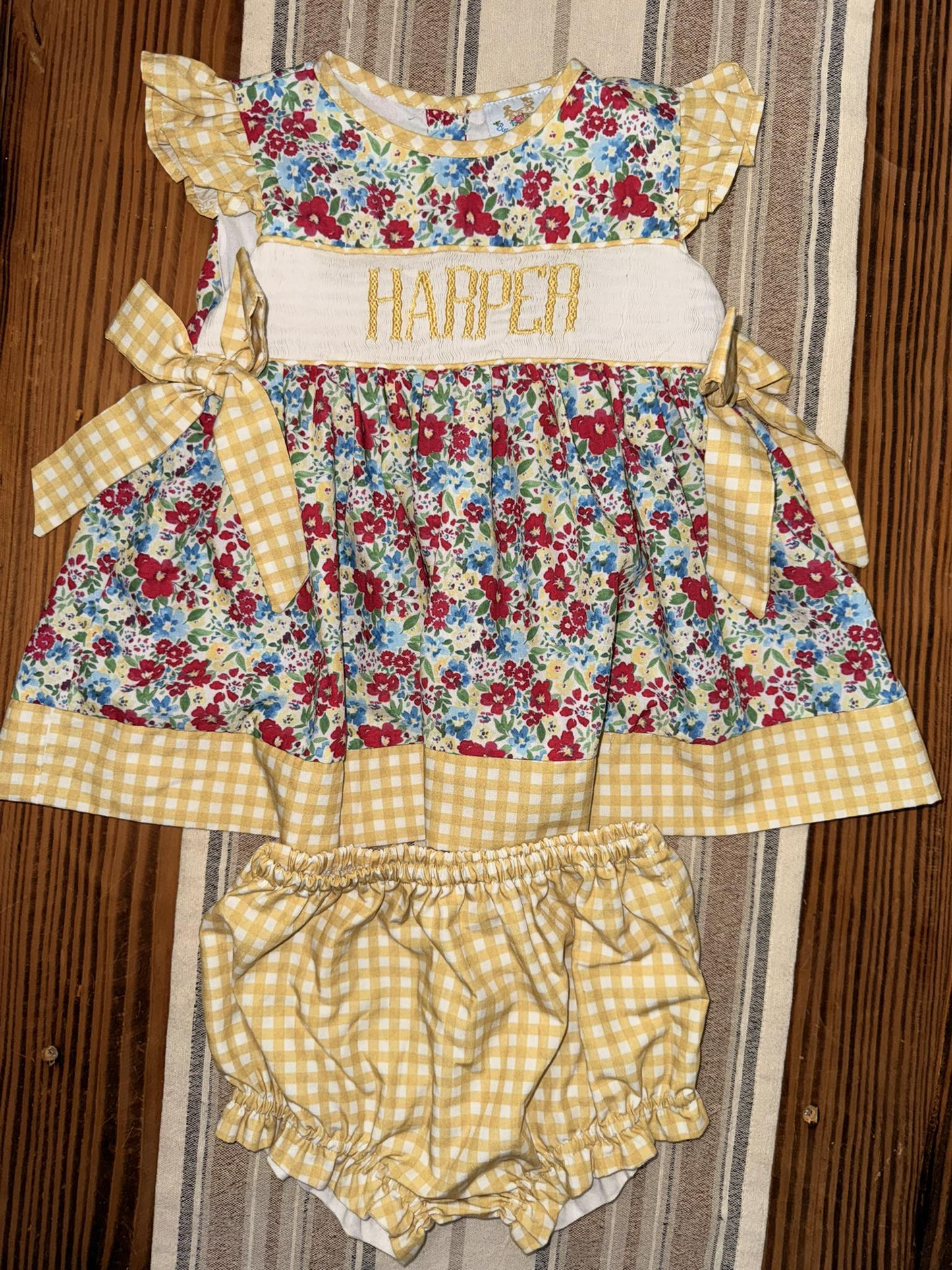 (Pre-order)GBO0496 Flowers Tunic Top Plaid Shorts Baby Girls Summer Bummie Set