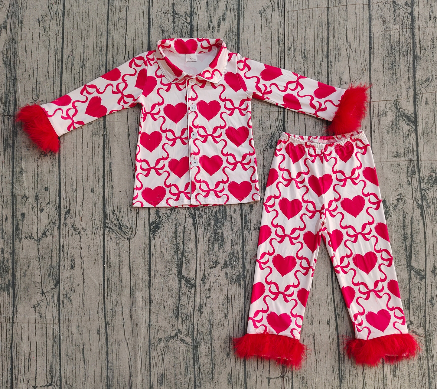 (Pre-order)GLP3221 Heart Red Bows Print Girls Valentine's Day Buttons Fur Pajamas Clothes Set