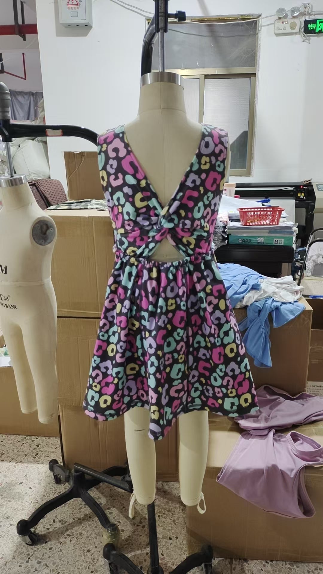 GSD2175  Colorful Leopard Print Girls Summer Backless Shorts Knee Length Yoga Dress