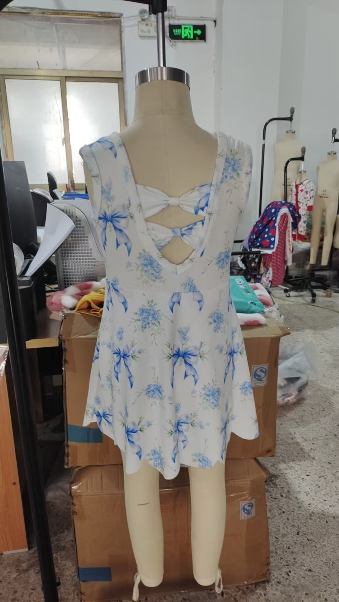GSD2587 Blue Flowers Bows Girls Summer Knee Length Yoga Dress