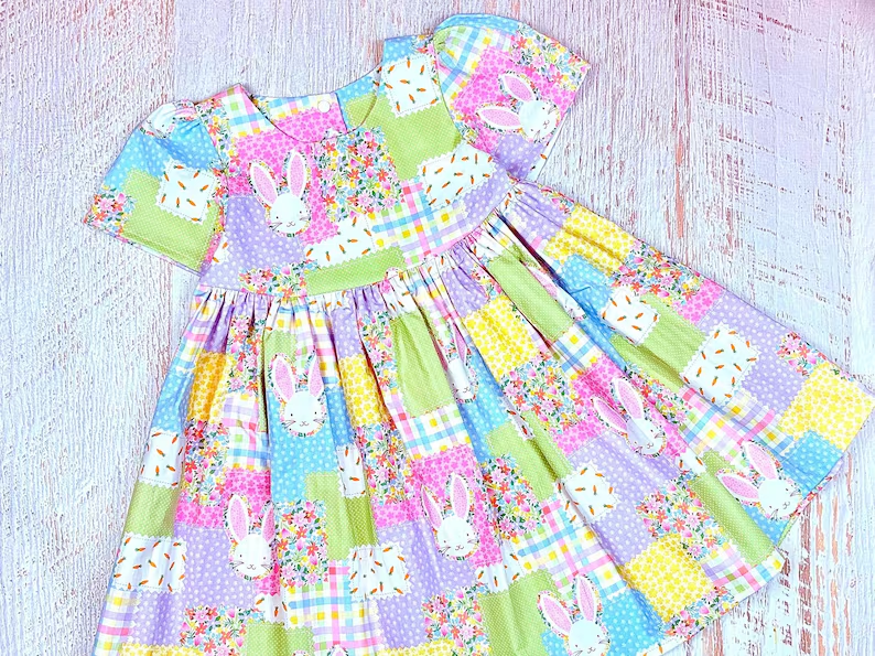 (Pre-order)GSD2997 Bunny Flowers Plaid Print Girls Easter Knee Length Dress