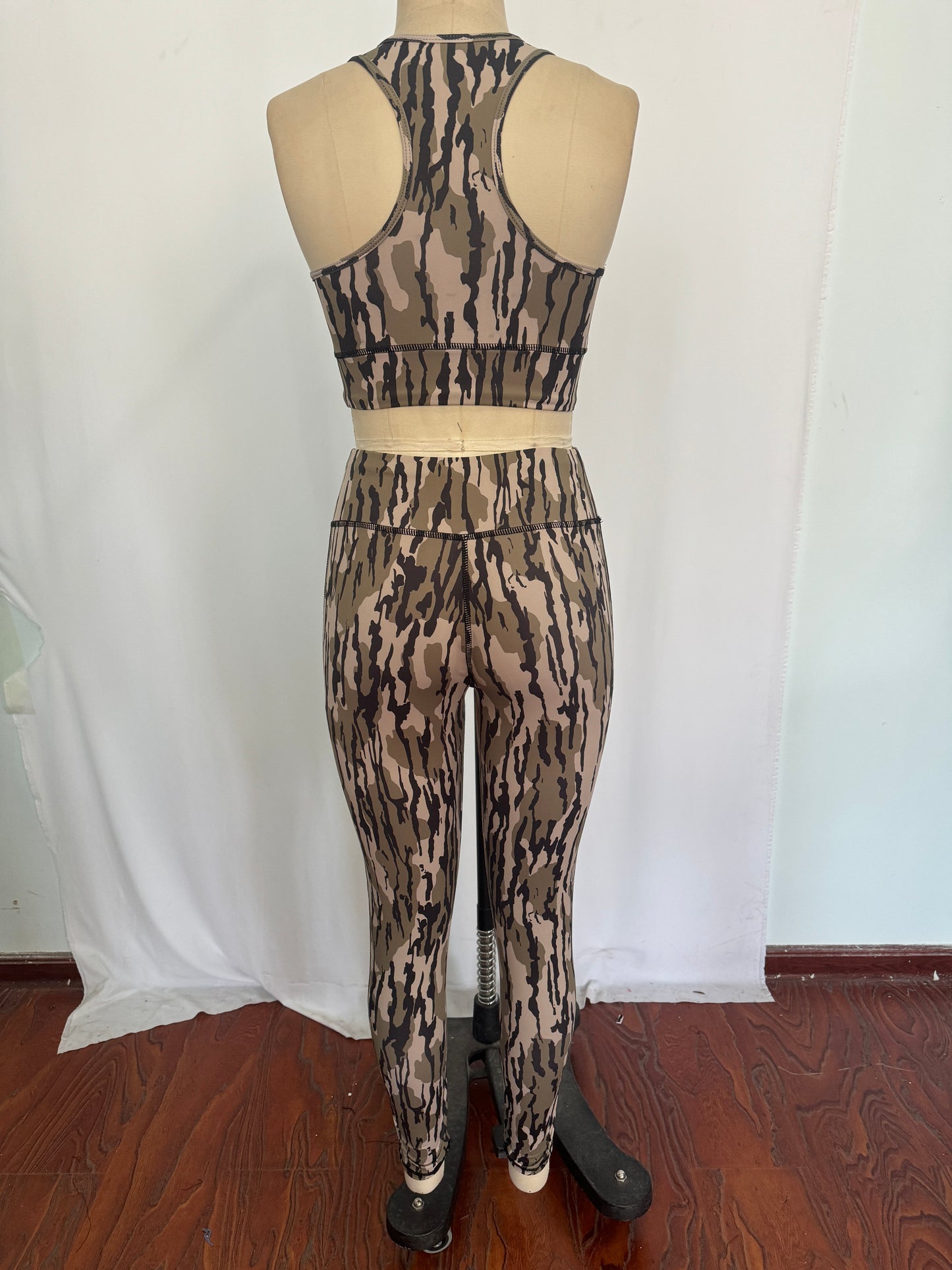 GSPO1461 Adult Camo Print Woman Yoga Clothes Set