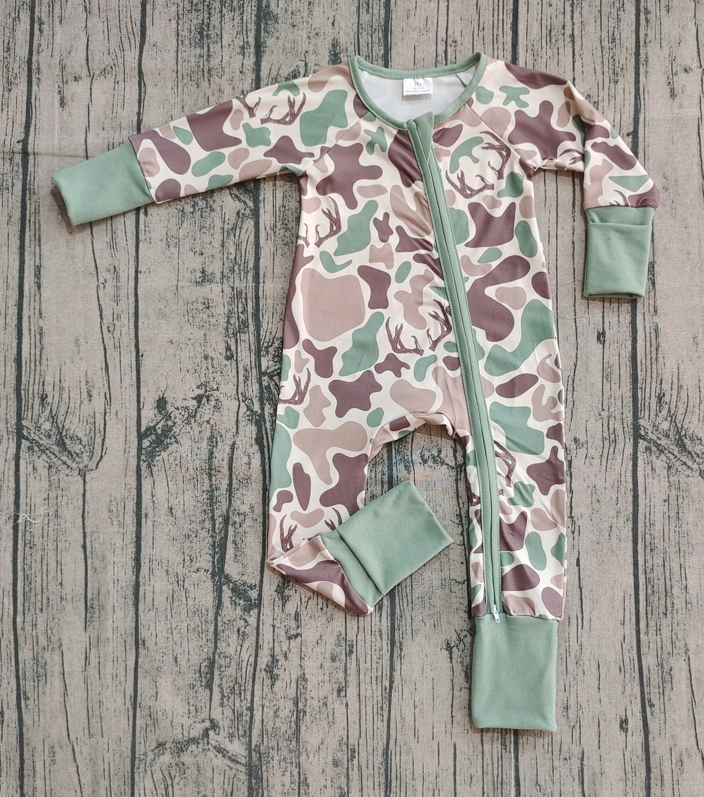 (Pre-order)LR2582 Brown Camo Print Baby Boys Fall Zipper Sleeper Romper