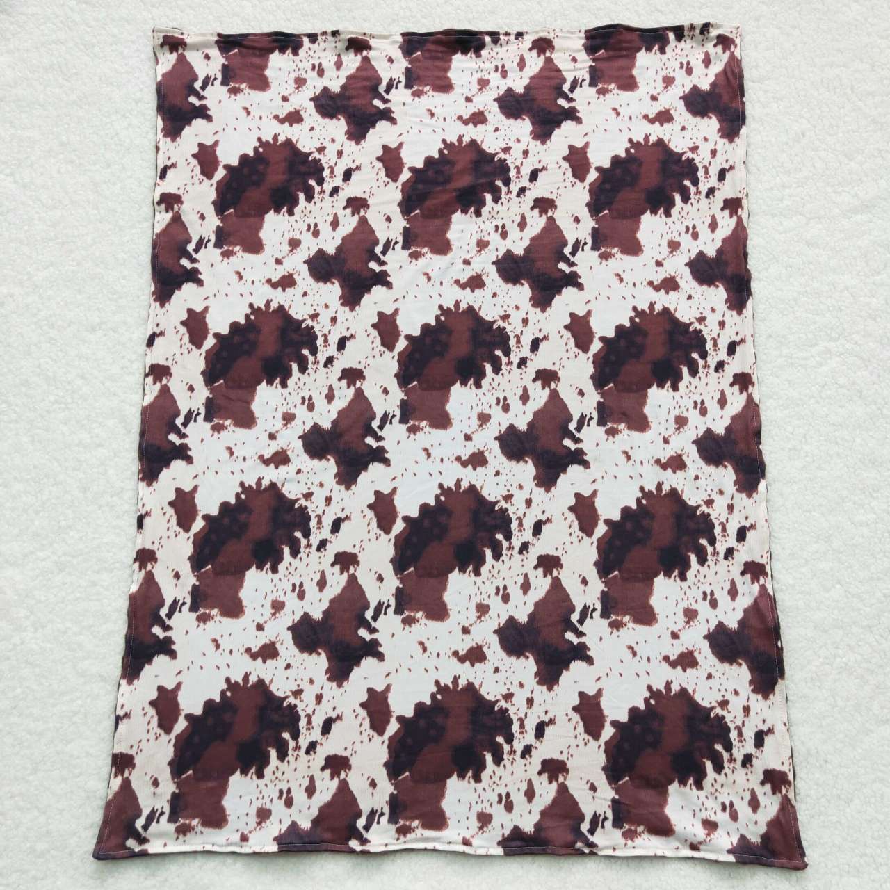 BL0058 Brown cow print blanket