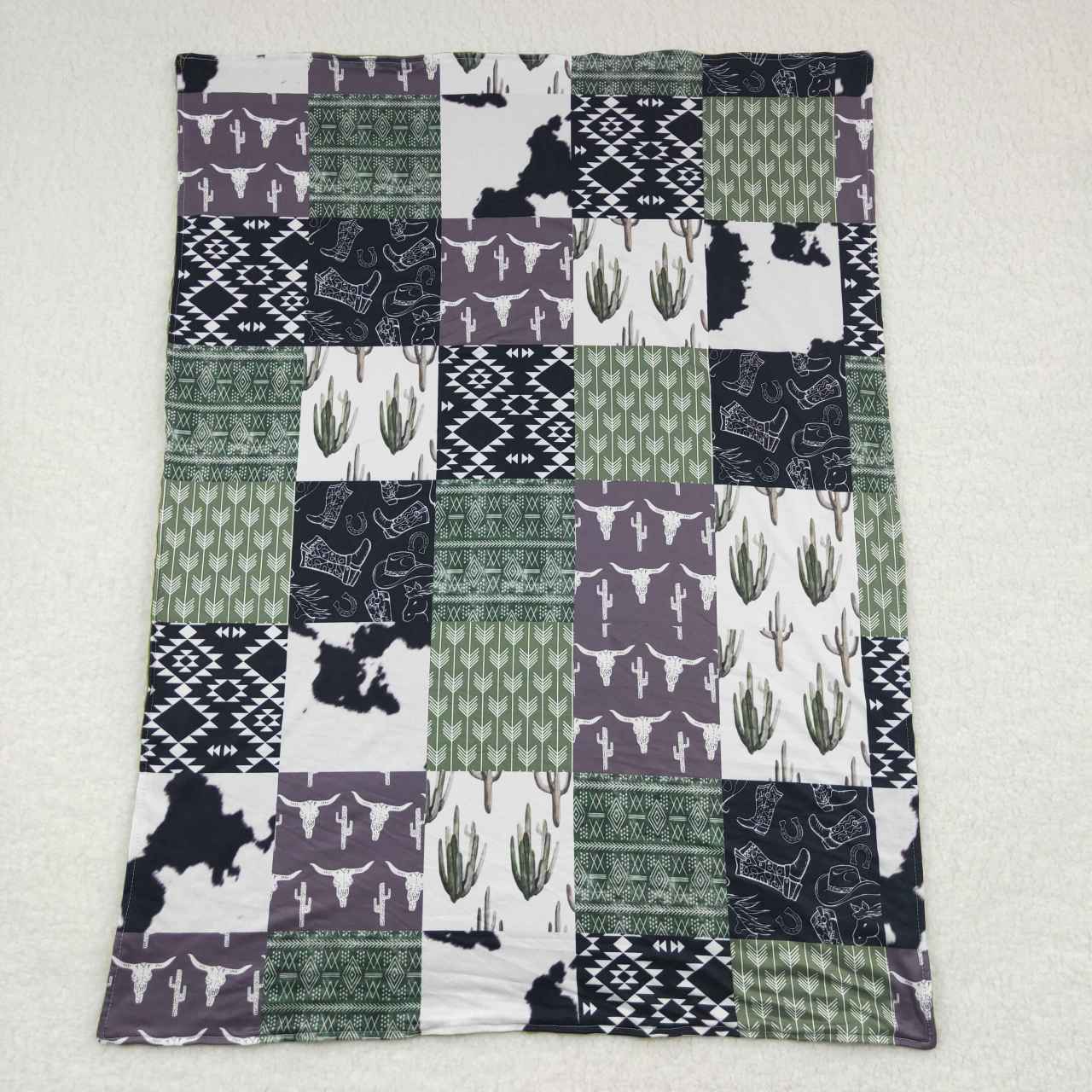 BL0064 Boots cow skull aztec print western blanket