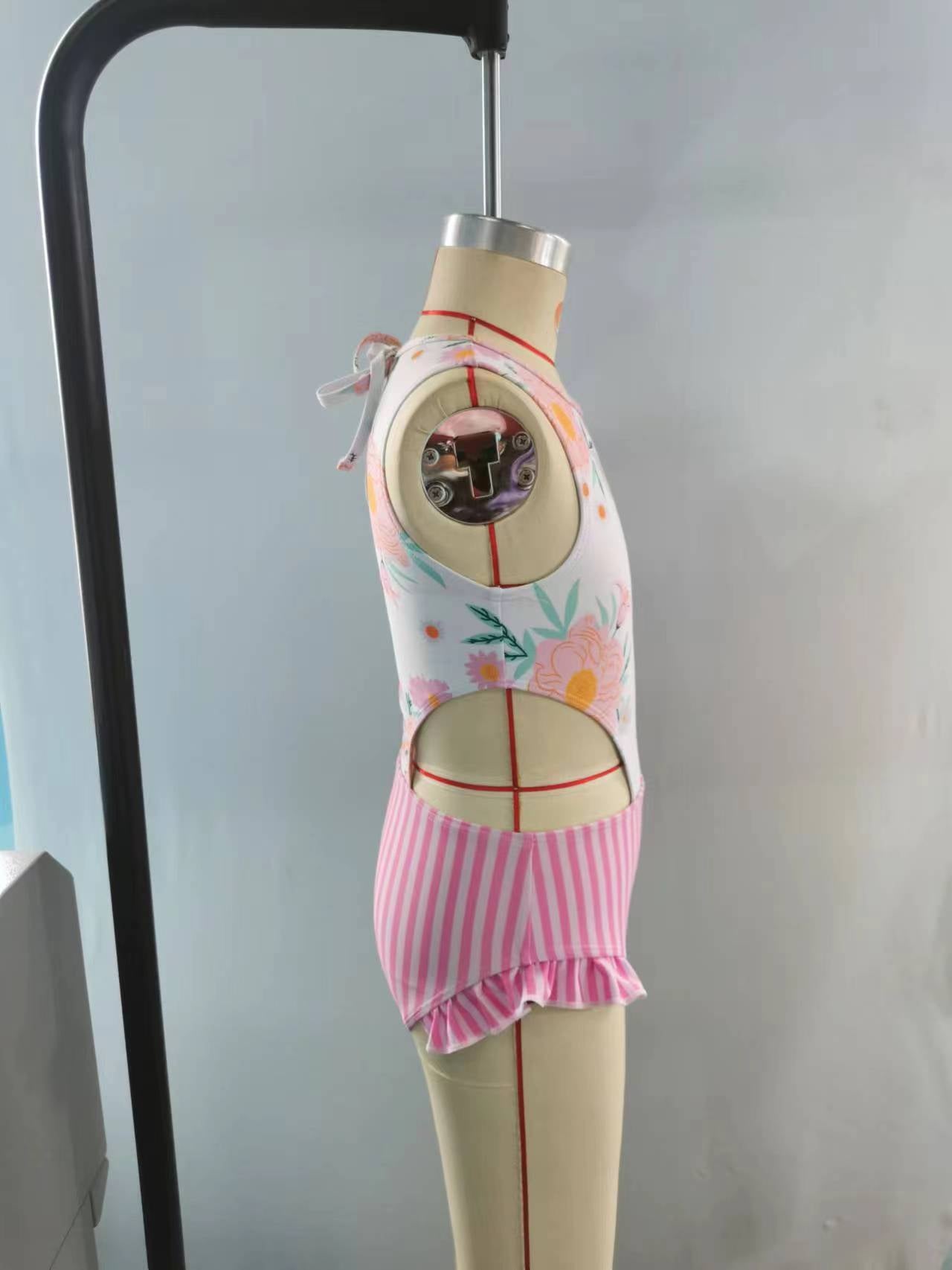 (Pre-order) S0181 Girls pink flowers print 1 piece swimsuits