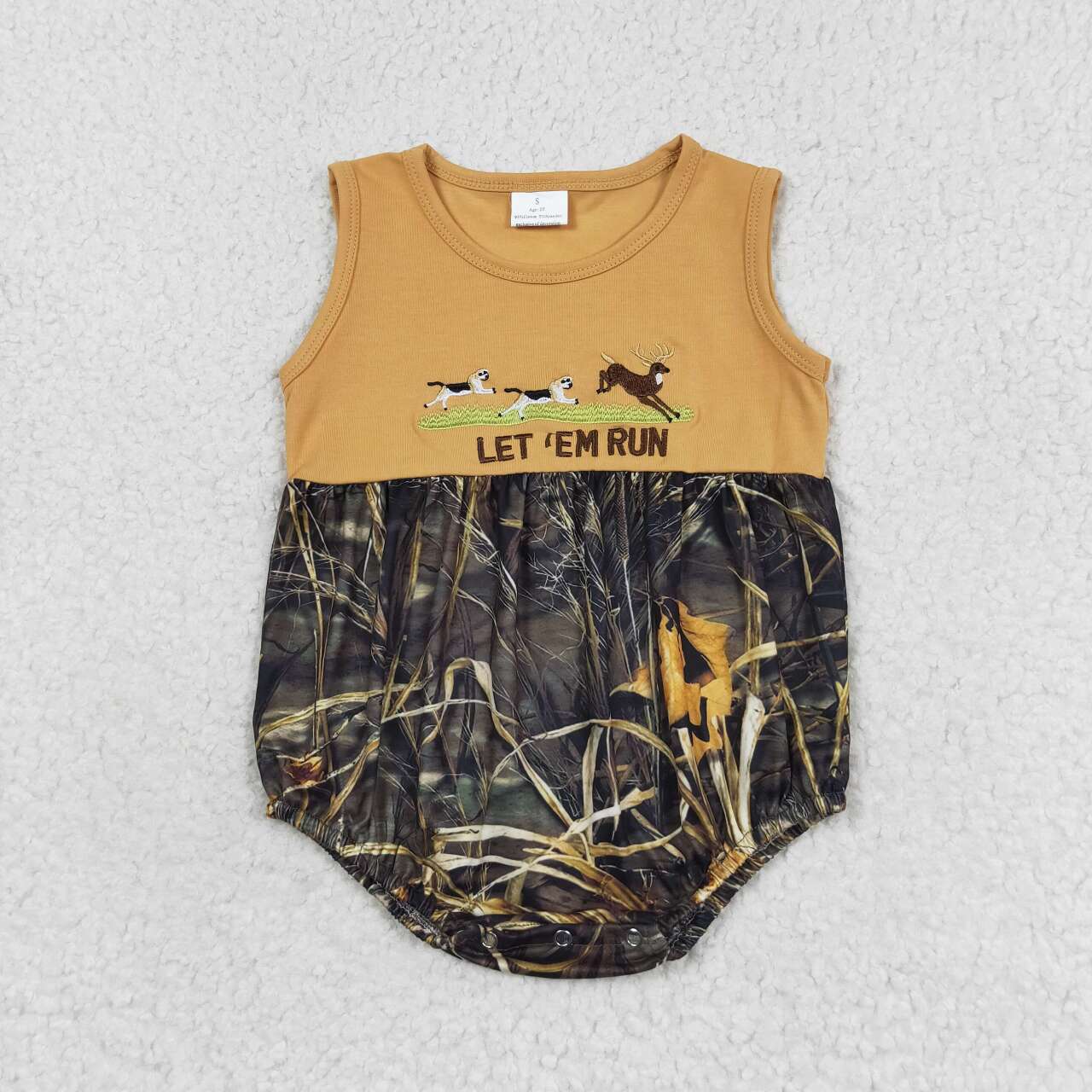 SR1660 Let Em Run Dog Deer Embroidery Hunting Branch Baby Boys Summer Romper