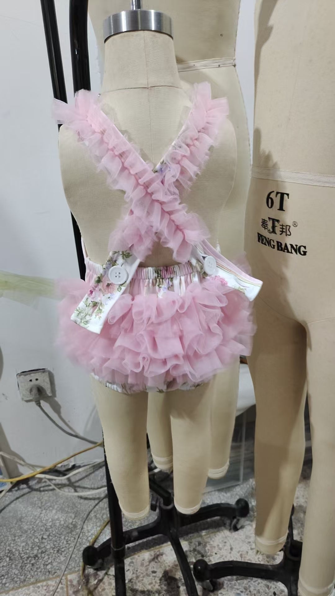 SR2964 Flowers Stripes Print Baby Girls Summer Tulle Bubble Romper