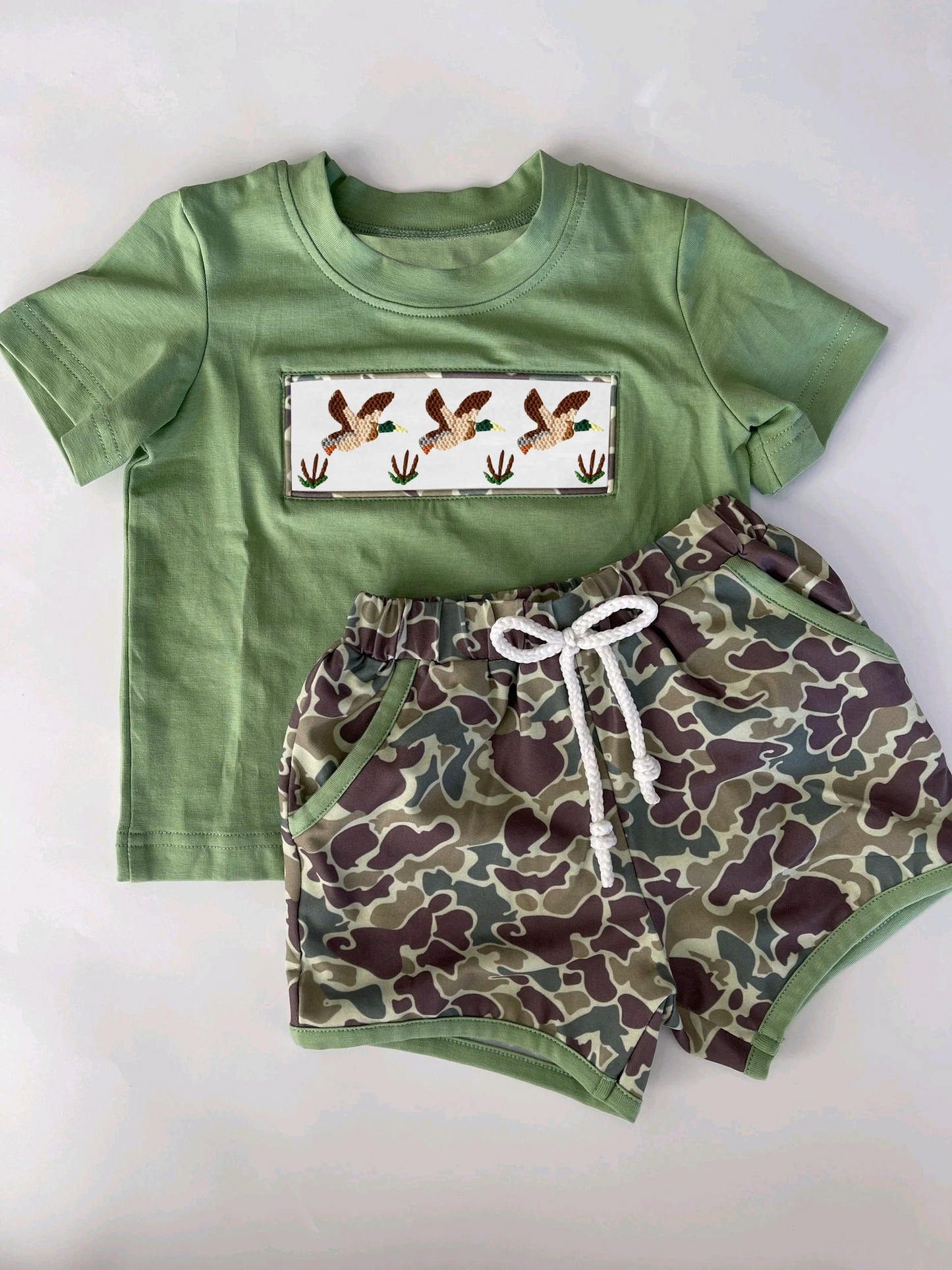 (Custom Design Preorder MOQ 5) Duck Green Top Camo Pockets Shorts Boys Summer Clothes Set