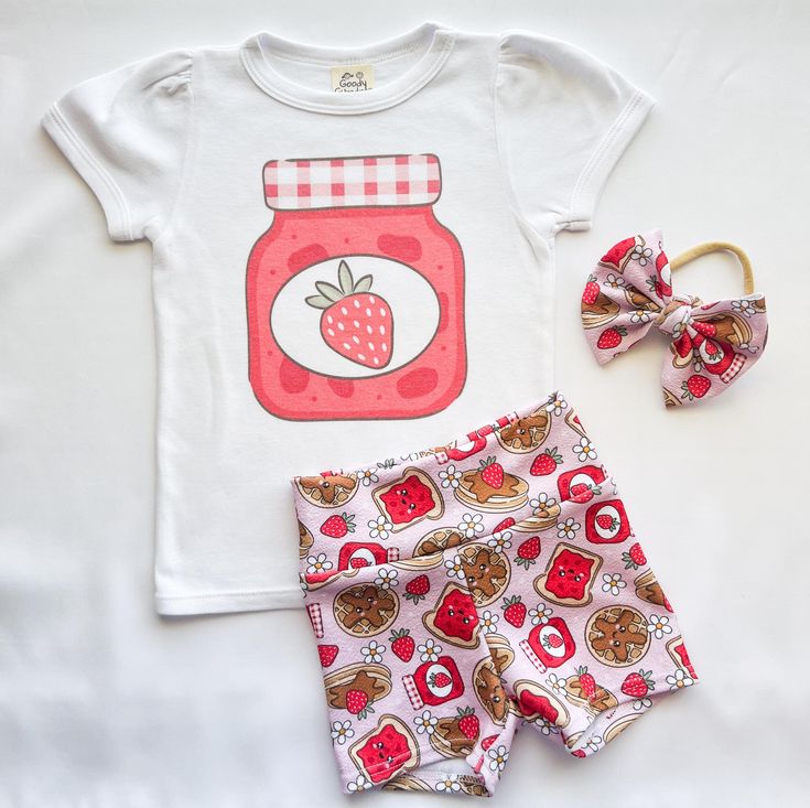 (Custom Design Preorder MOQ 5) Strawberry White Top Shorts Girls Summer Clothes Set