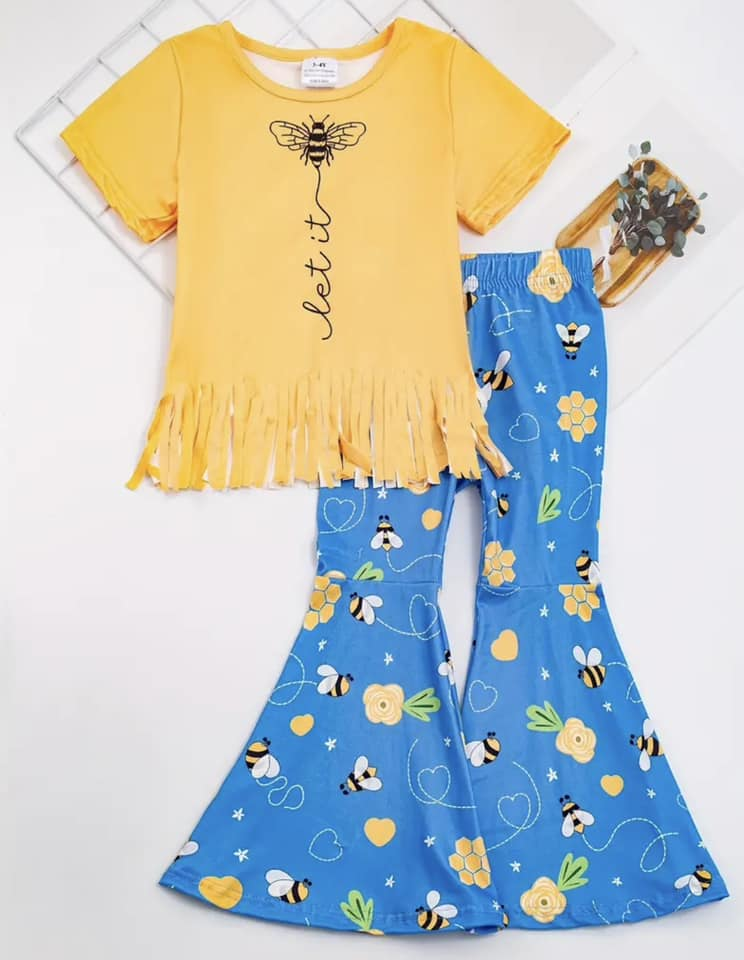 (Custom Design Preorder MOQ 5) Bee Flowers Print Bell Pants Girls Clothes Set