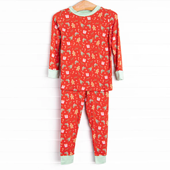 (Custom Design Preorder MOQ 5) Gingerbread Holly Candy Cane Print Girls Christmas Pajamas Clothes Set