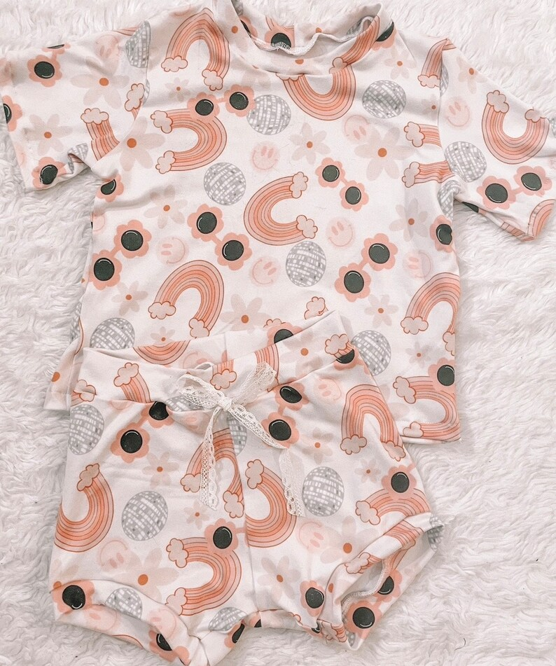 (Custom Design Preorder MOQ 5) Rainbow Flowers Print Girls Summer Clothes Set