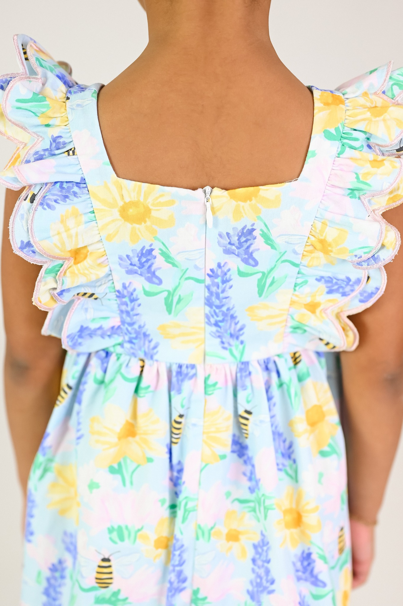 (Custom Design Preorder MOQ 5) Bee Flowers Print Girls Summer Knee Length Dress