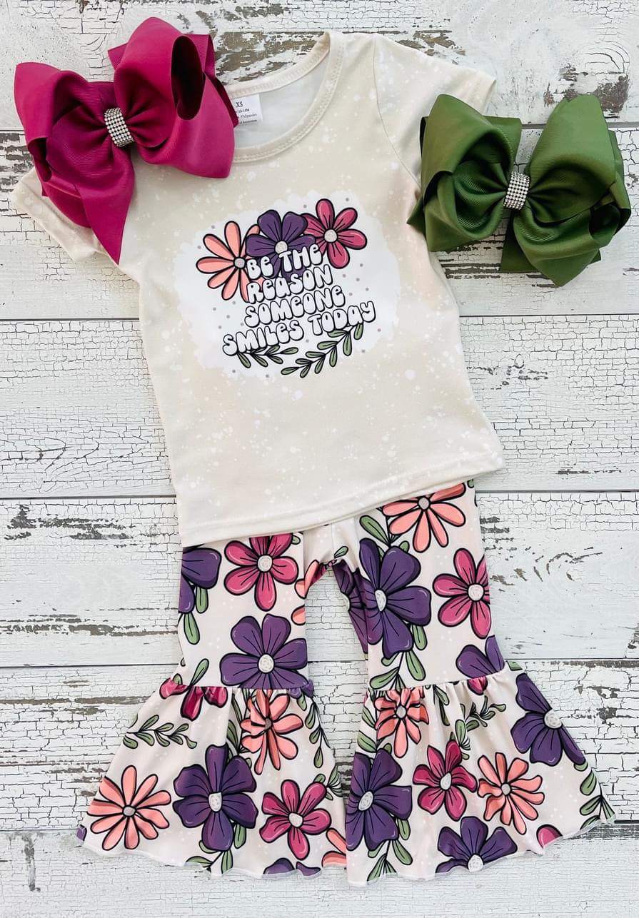 (Promotion)Girls Be the reason someone smiles today outfit  GSPO0348
