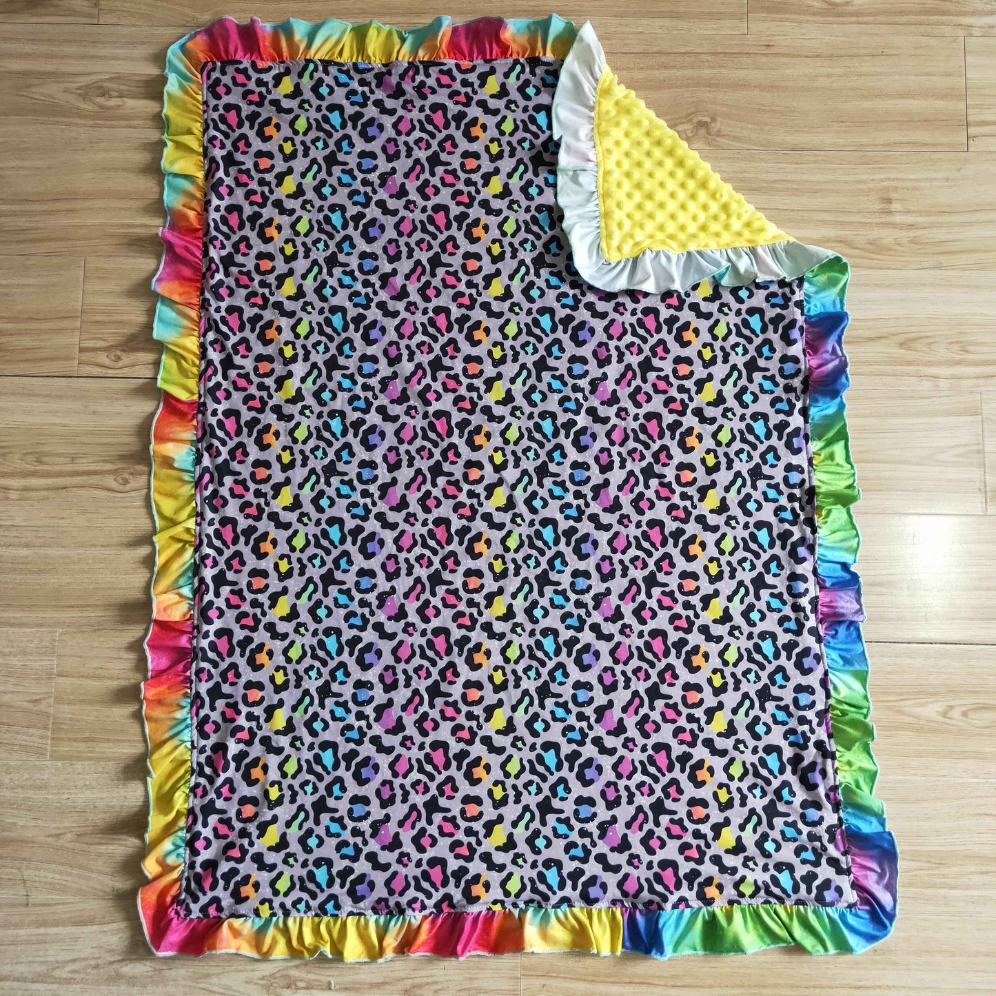 Ruffle leopard print blanket BL0028