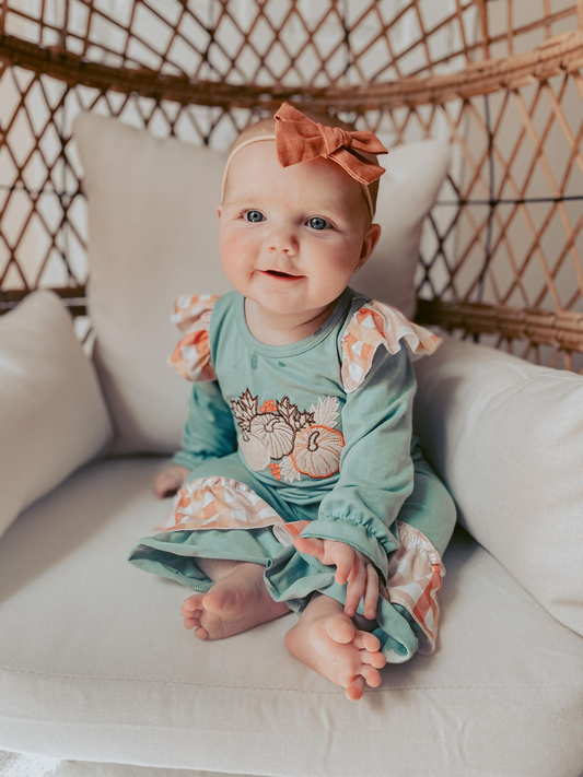 Baby girl fall pumpkin romper      LR0105