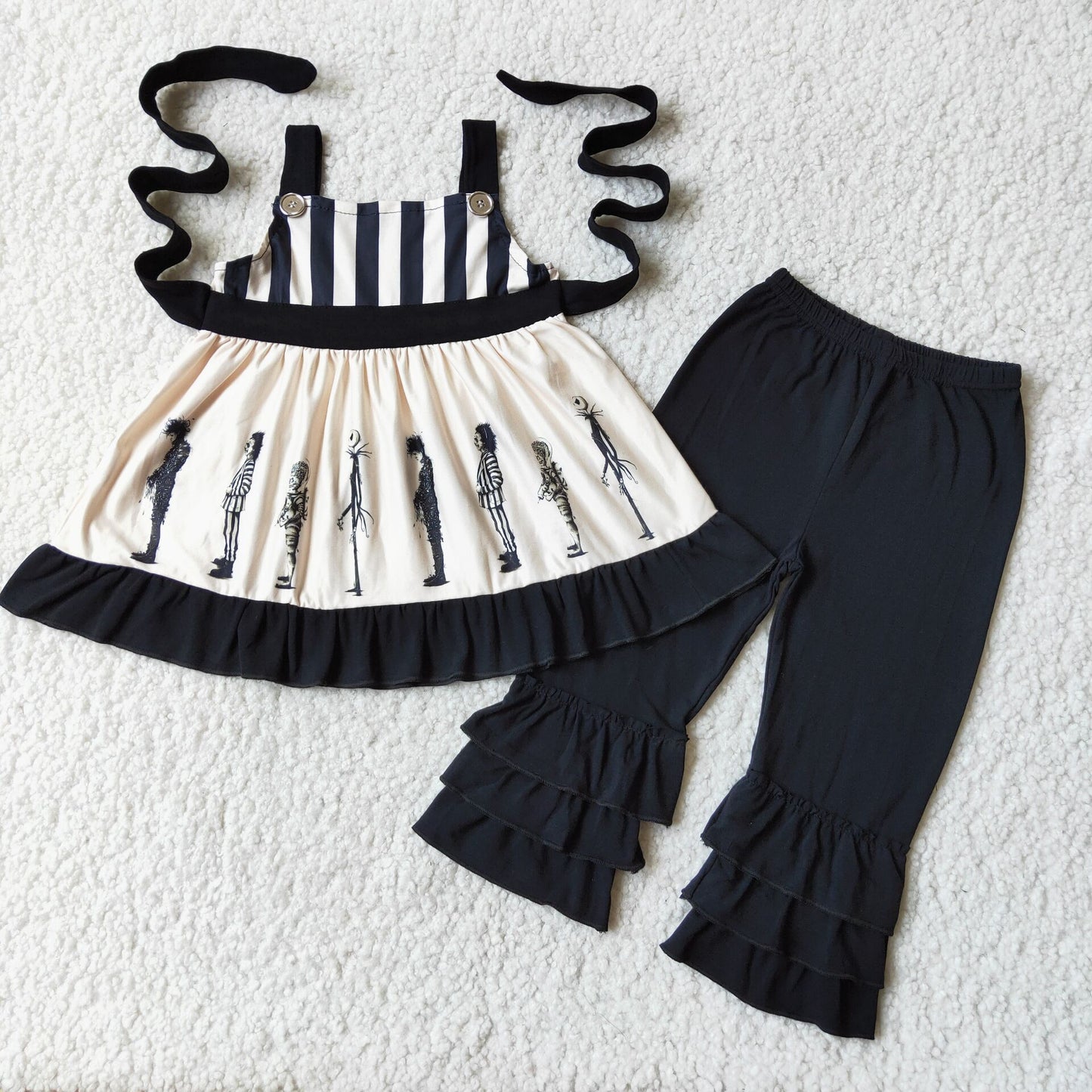 Sleeveless ruffles pants Halloween outfits