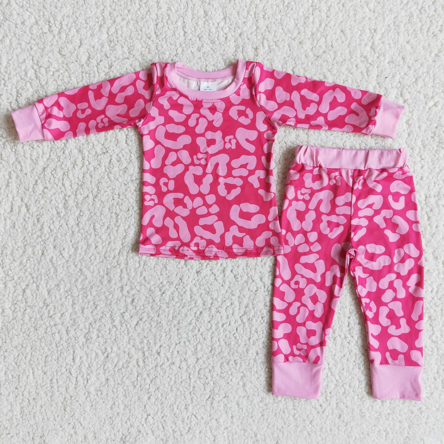 6 A29-20 Girls long sleeved pink leopard print Valentine's Day pajamas