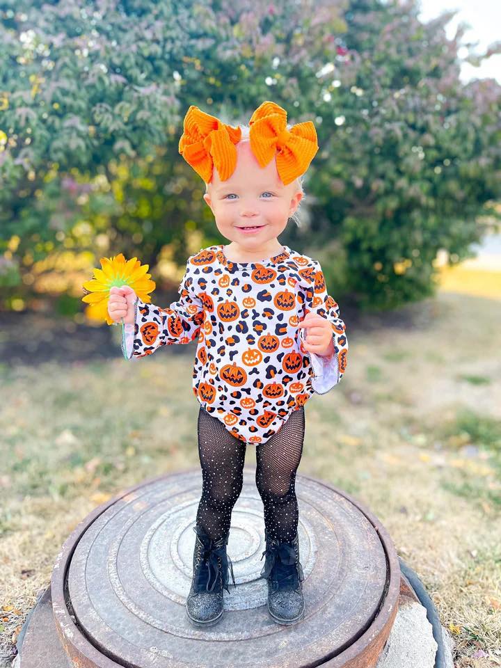 (Custom Design Preorder MOQ 5) Pumpkin Leopard Print Baby Girls Halloween Romper