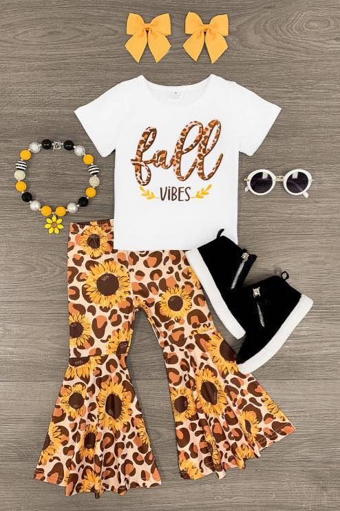 (Custom Design MOQ 5) Fall bibes top leopard sunflowers bell pants girls clothes set