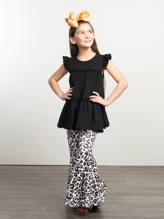 (Custom Design MOQ 5) Flutter sleeve black tunic top leopard bell pants girls clothes set