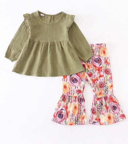 (Custom Design MOQ 5) Green tunic top flowers bell pants girls clothes set