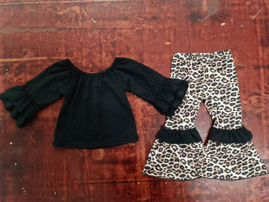 (Custom Design MOQ 5) Black Cotton Top Leopard Bell Pants Girls Clothes Set