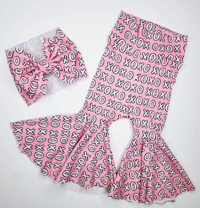 (Custom Design MOQ 5) Pink XOXO Print Girls Valentine's Day Bell Bottom Pants