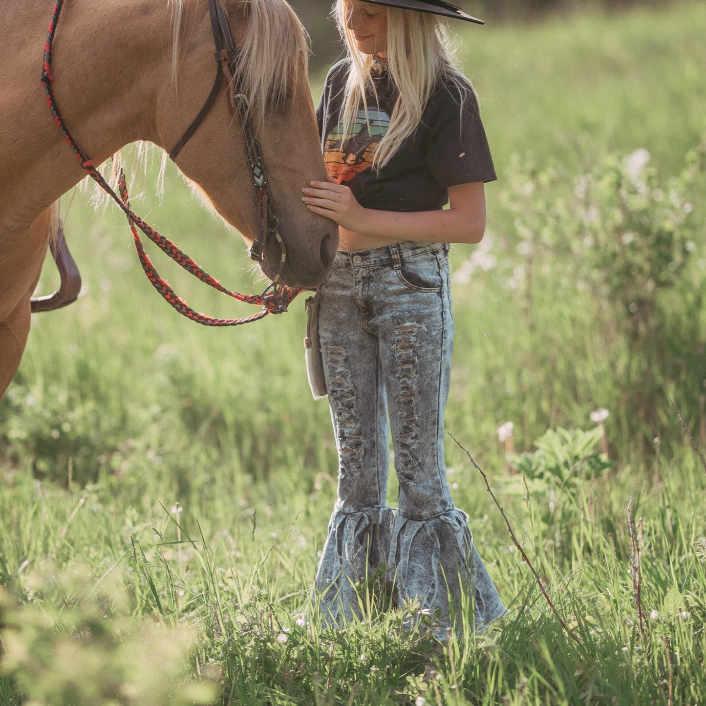 Bell bottom fringed jeans          C4-23