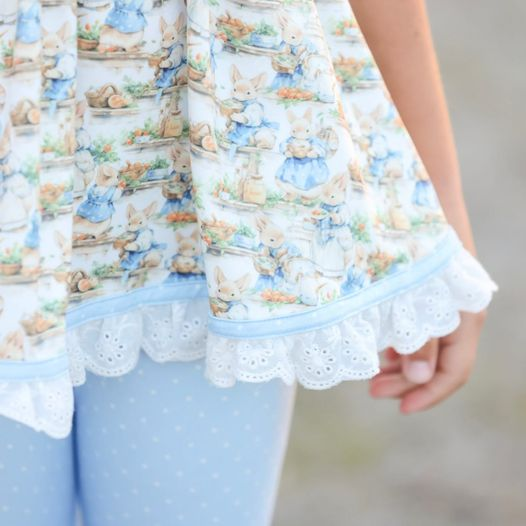 (Custom Design Preorder MOQ 5) Blue Bunny Tunic Top Dots Legging Pants Girls Easter Clothes Set