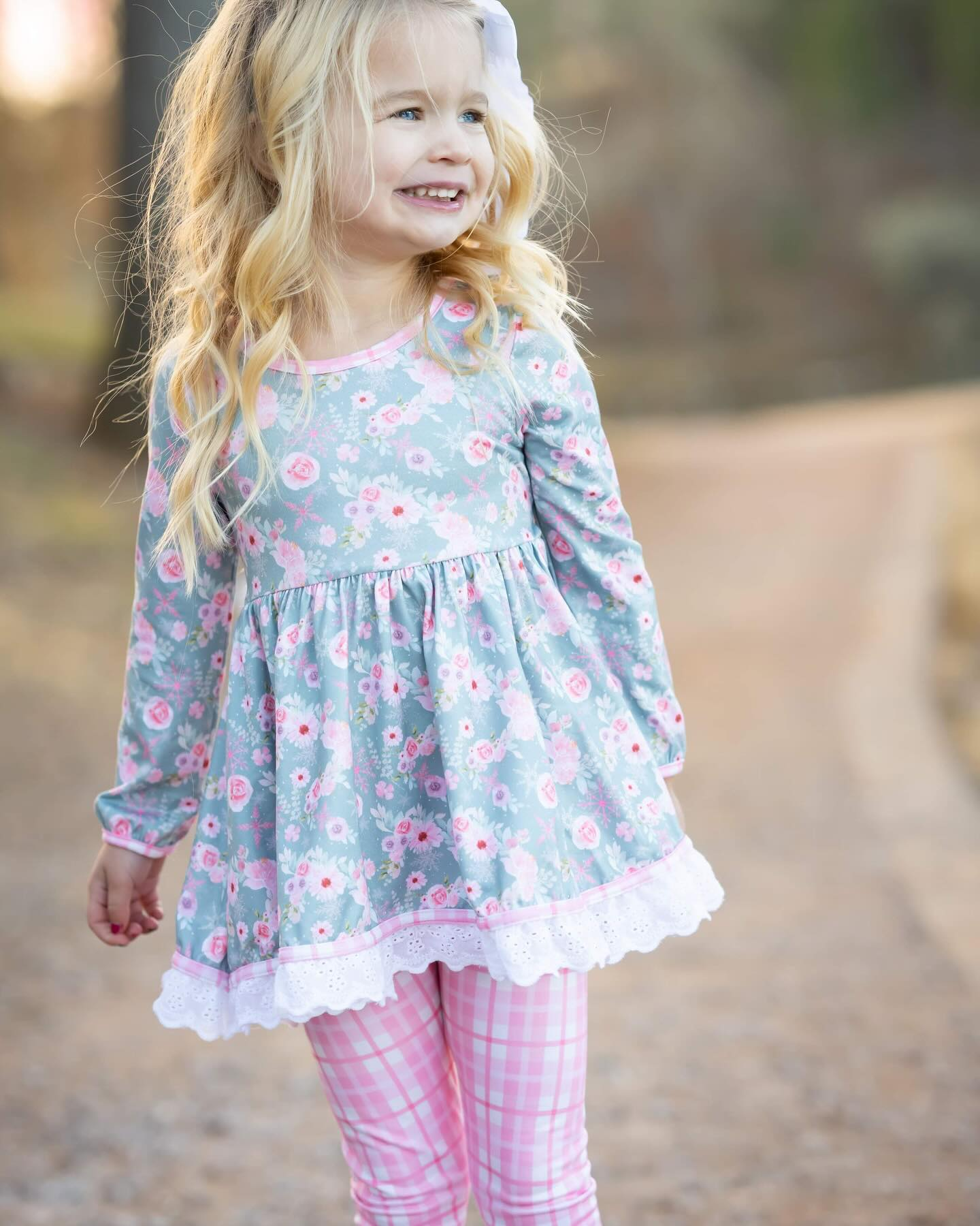 (Custom Design Preorder MOQ 5) Pink Flowers Tunic Top Plaid Legging Pants Girls Spring Clothes Set