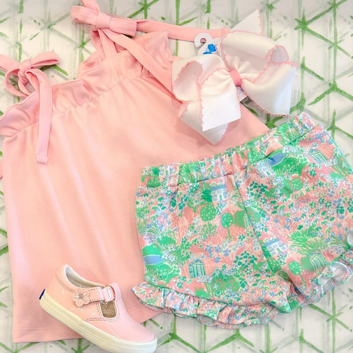 (Custom Design Preorder MOQ 5) Pink Top Flowers Shorts Girls Summer Clothes Set