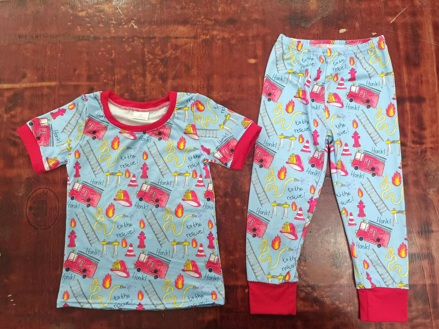 (Custom Design Preorder MOQ 5)  Fire Engine Print Boys Pajamas Clothes Set