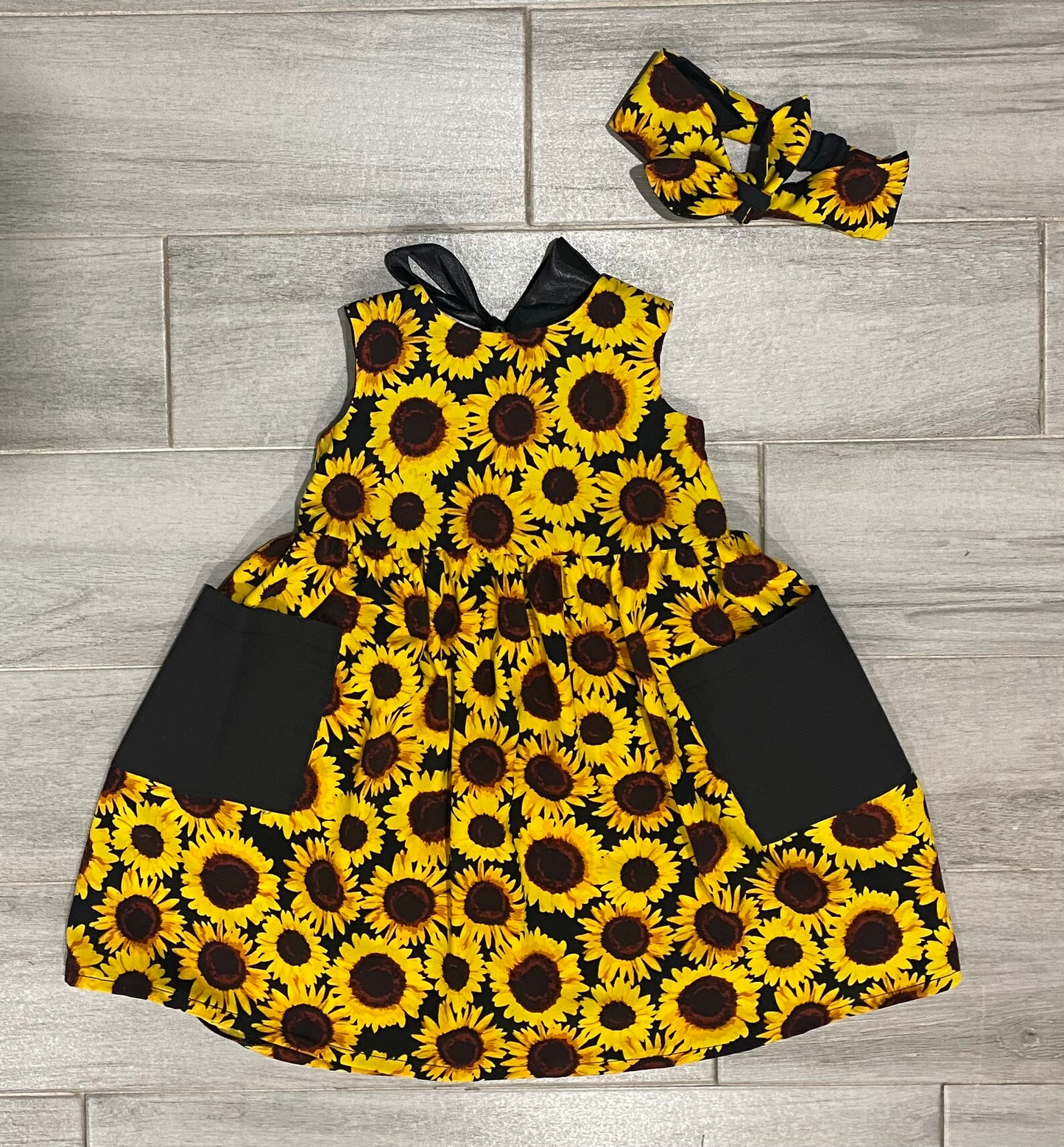 (Custom Design Preorder MOQ 5)  Sunflowers Print Girls Knee Length Summer Dress